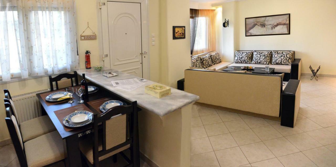 Apartamento Thesshouse Pefka Fk Tesalónica Exterior foto